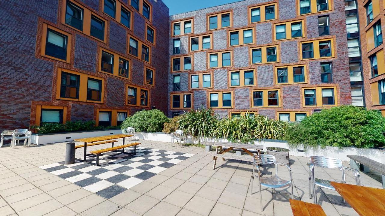 For Students Only Private Bedrooms With Shared Kitchen And Studios At Iq Haywood House In London Eksteriør billede